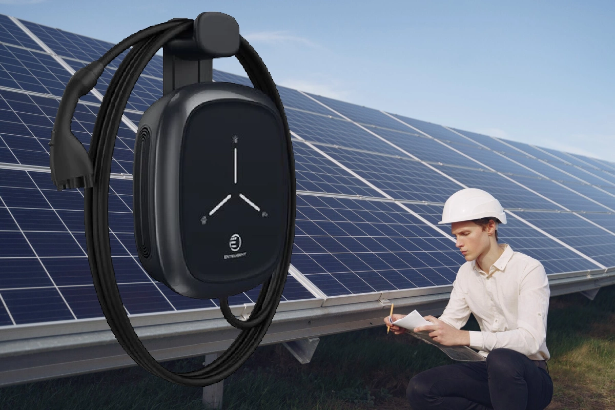 Enteligent unveils the first DC-DC solar charger